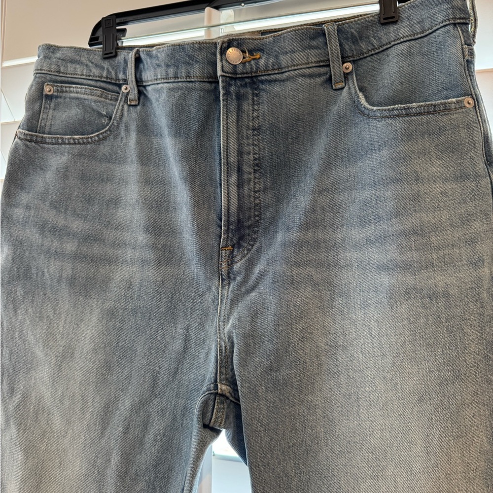 Everlane Women’s Way High Straight Crop Jeans
